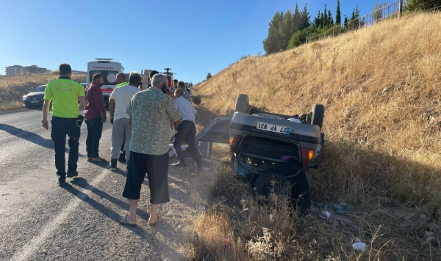 Otomobil şarampole yuvarlandı: 1 ölü, 2 yaralı