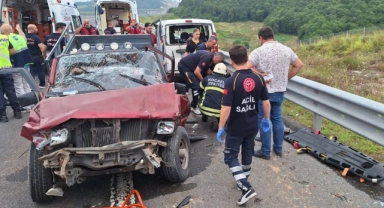 Otoyolda feci kaza! Çok yaralı var