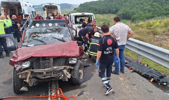 Otoyolda feci kaza! Çok yaralı var