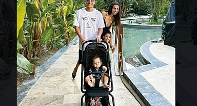 Özil ailesi çok mutlu