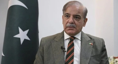Pakistan’da parlamento feshedildi