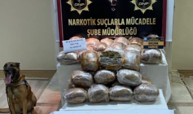 'Pars' uyuşturucu tacirlerine geçit vermedi