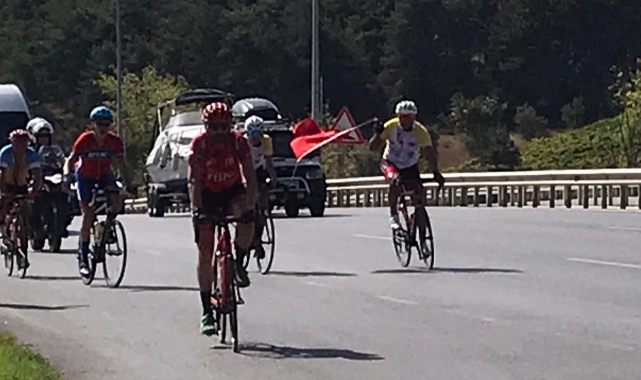 Pedallar Cumhuriyet için Tophane'den Mudanya'ya