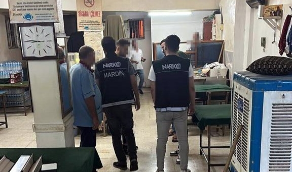 Polisten uyuşturucu ile mücadele denetimleri