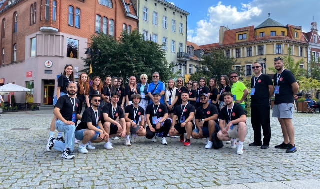 Polonya’daki Poznan Festivali’nde Türk ezgileri yankılandı