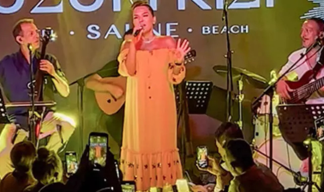Rubato konserinde Akalın sürprizi