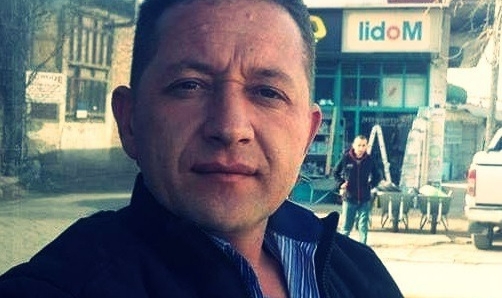 Saman yüklü kamyonet devrildi: 1 ölü