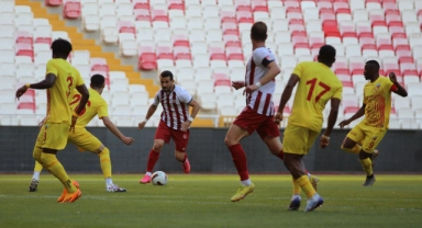 Sarı- kırmızılılar hazırlık maçında berabere kaldı