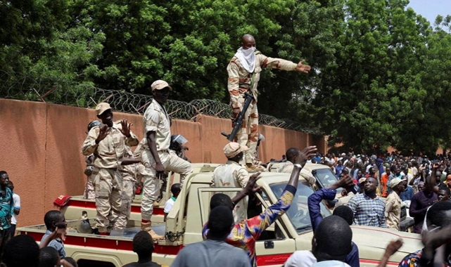 Senegal’den Nijer’e muhtemel askeri müdahaleye destek