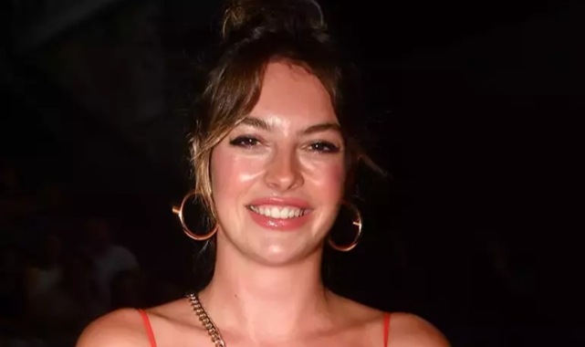 Sezen atalarını araştırıyor