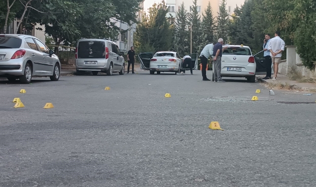 Silahlı kavgada vücuduna onlarca mermi isabet etti