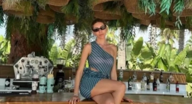 Sinem Kobal'dan yaz pozları