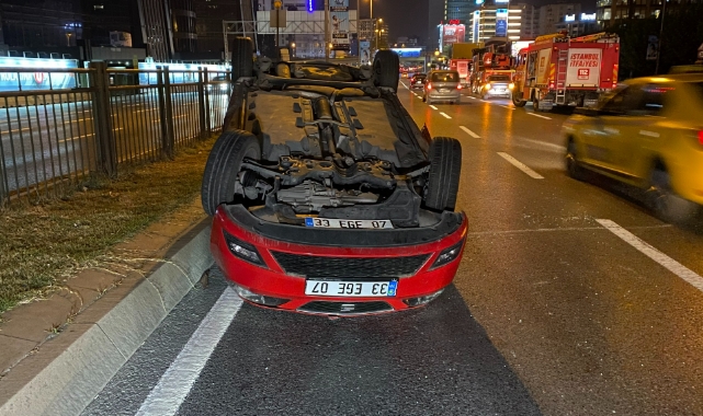 Taksiye çarpan otomobil takla attı