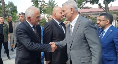 Ticaret Bakanı Bolat Kars’ta