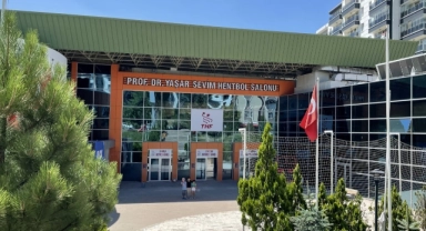 Türkiye Hentbol Federasyonu o iki ismi unutmadı