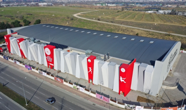 Türkiye'nin en büyük ve modern spor tesisi