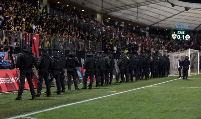 UEFA'dan Fenerbahçe'ye 1 maç deplasman yasağı