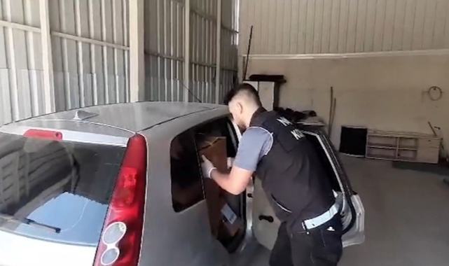 Uyuşturucuyu sakladıkları yer hayret dedirtti!