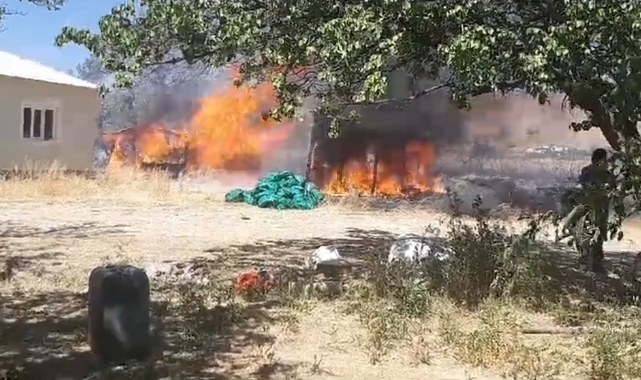 Van'da korkutan yangın