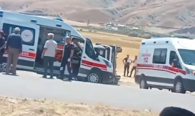 Van'da trafik kazası: 14 yaralı