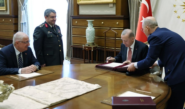 YAŞ kararları Resmi Gazete'de