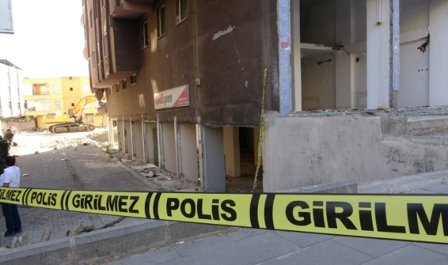 Yıkım ekiplerini harekete geçiren ihbar