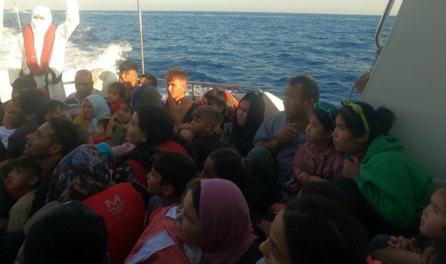 Yunan unsurlarınca geri itilen 62 kaçak göçmen kurtarıldı