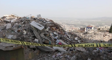 26 kişinin öldüğü Kavak Apartmanı sanıklarına 22 yıl hapis istemi