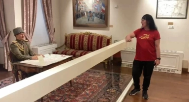 AC/DC'nin solisti Dave Evans İstanbul'da