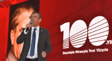 Adaylığını duyuran Özgür Özel'den flaş mesajlar!