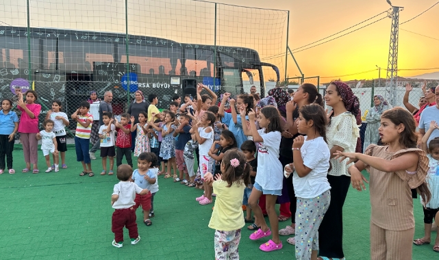 Afetin izleri oyunla silindi