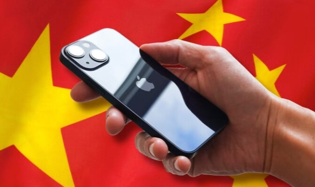 Apple, iPhone’nun yasaklandığı Çin’de zarar etti