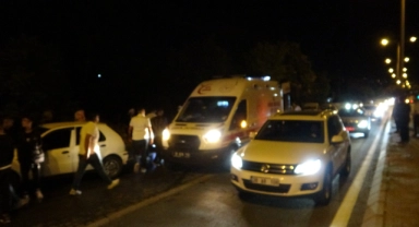 Asker konvoyunda 5 araç birbirine girdi: 3 yaralı
