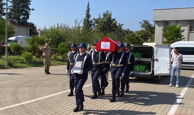 Astsubay son yolculuğuna uğurlandı