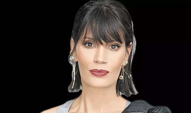 Ayça dönüyor