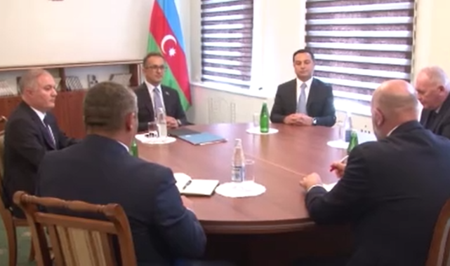 Azerbaycan ve Karabağ arasındaki görüşme başladı