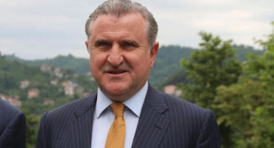 Bakan Bak'tan Kick Boks Milli Takımı için tebrik mesajı