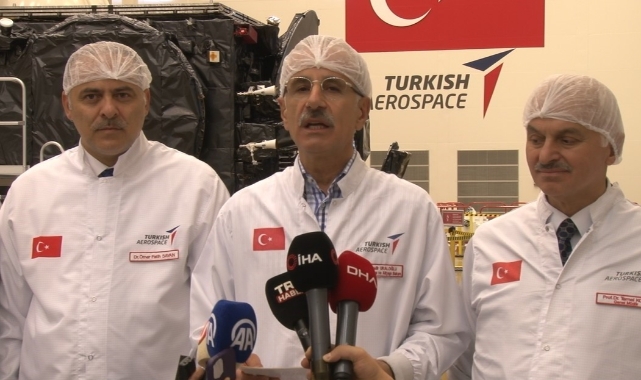 Bakan Uraloğlu: “TÜRKSAT 6A’nın Haziran 2024’te uzaya fırlatılmasını planlıyoruz”