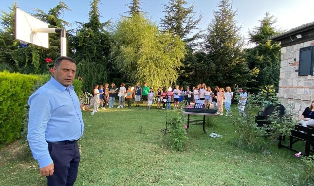 Başkan Ekinci’den basketbolculara gezi sözü