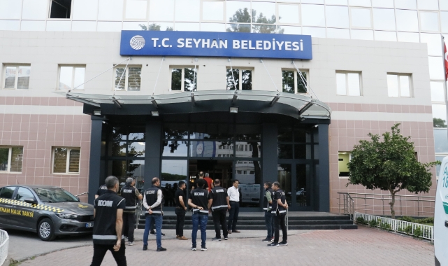 Belediyelere rüşvet operasyonunda servet çıktı