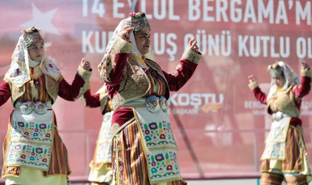 Bergama'nın düşman işgalinden kurtuluşu coşkuyla kutlandı