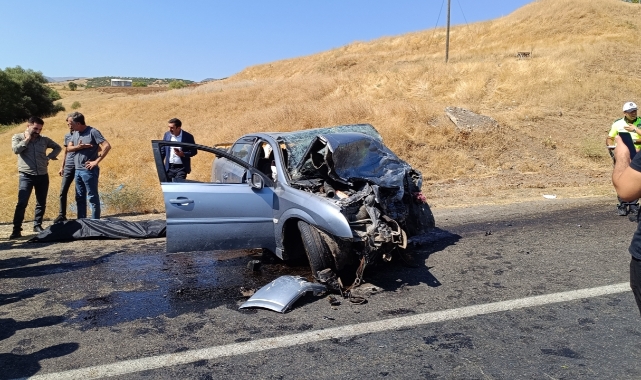 Bingöl'de otomobiller çarpıştı: 1 ölü, 2 yaralı