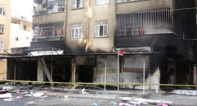 Bomba gibi patladı! Çok sayıda kişi dumandan etkilendi