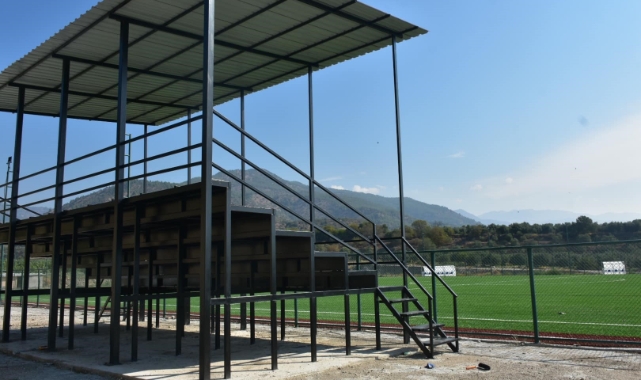 Buharkent’in yeni tribünleri hazır
