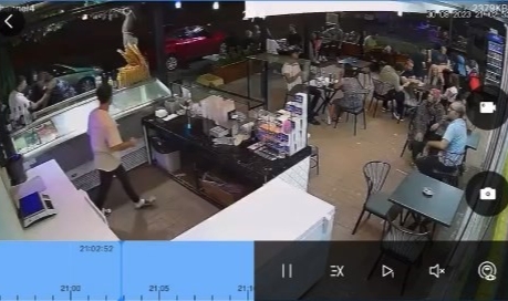 Bursa'da kadına sözlü tacizde bulundu! Cadde birbirine girdi