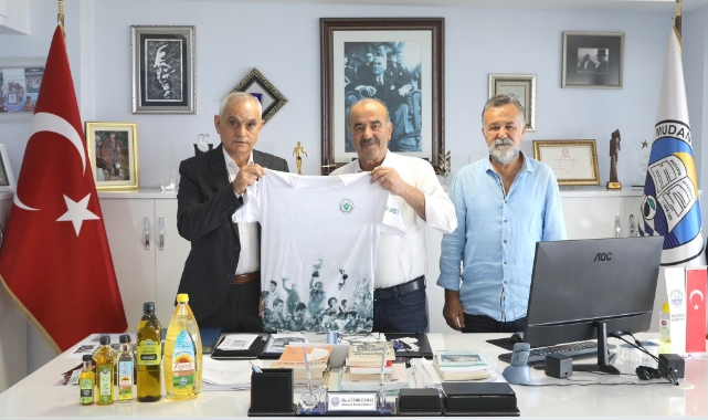 Bursaspor Başkanı Recep Günay, Hayri Türkyılmaz’ı ziyaret etti