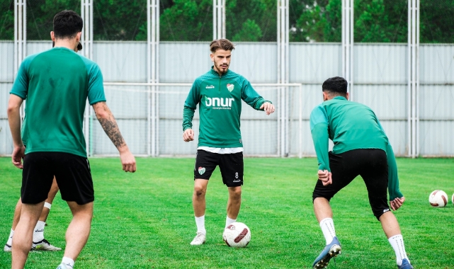Bursaspor, Beyoğlu Yeni Çarşı maçına hazır
