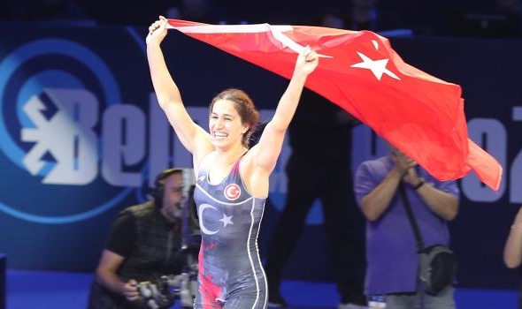 Buse Tosun Çavuşoğlu dünya şampiyonu oldu