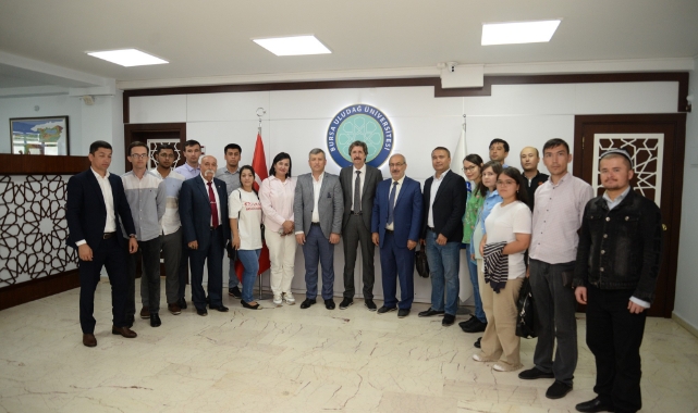 BUÜ’den Özbek akademisyenlere seminer