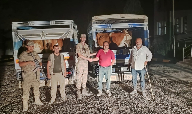 Çaldığı hayvanları satmaya çalışırken yakalandı